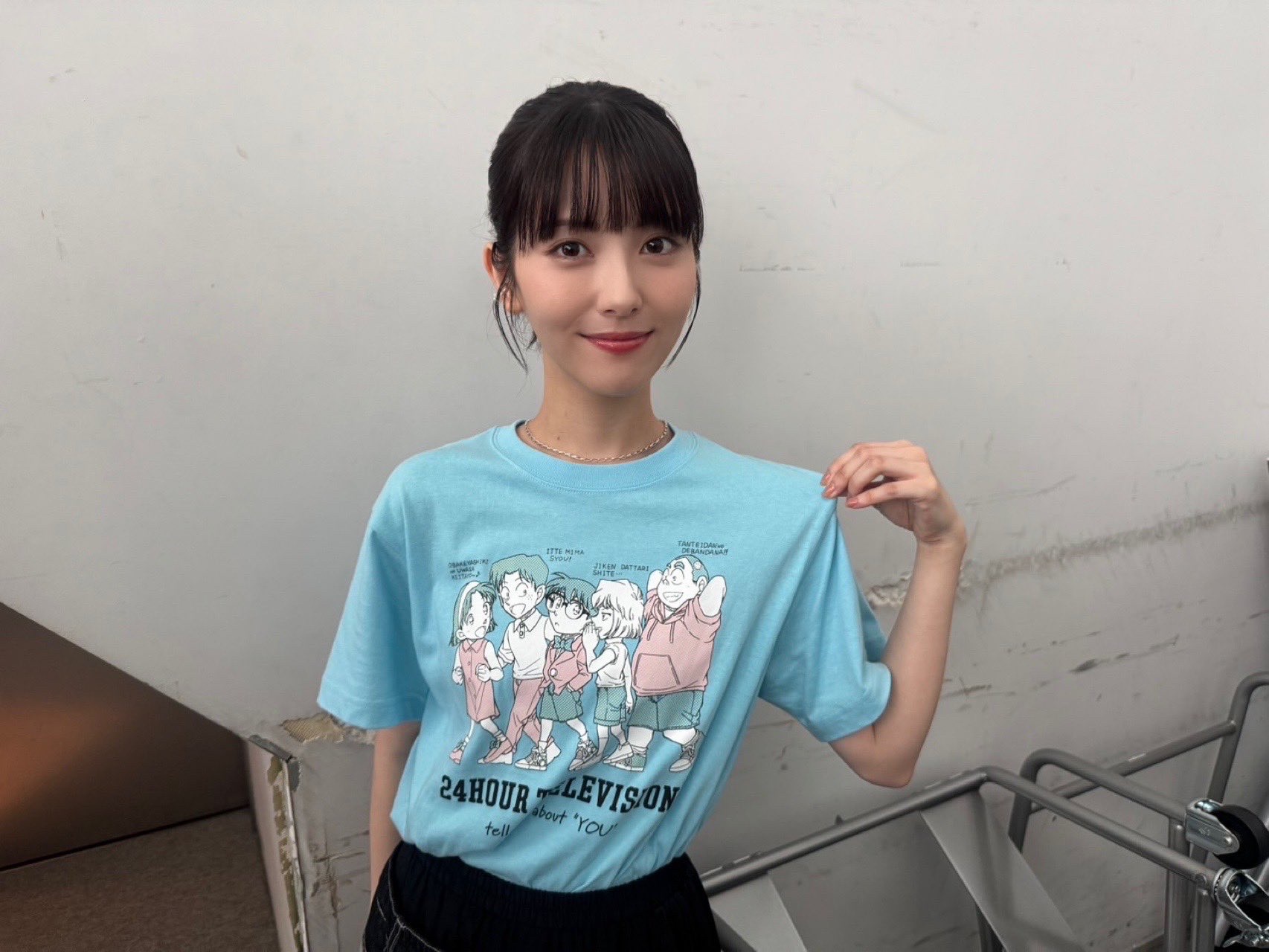 【朗報】浜辺美波さん、幸せ太りしてしまう